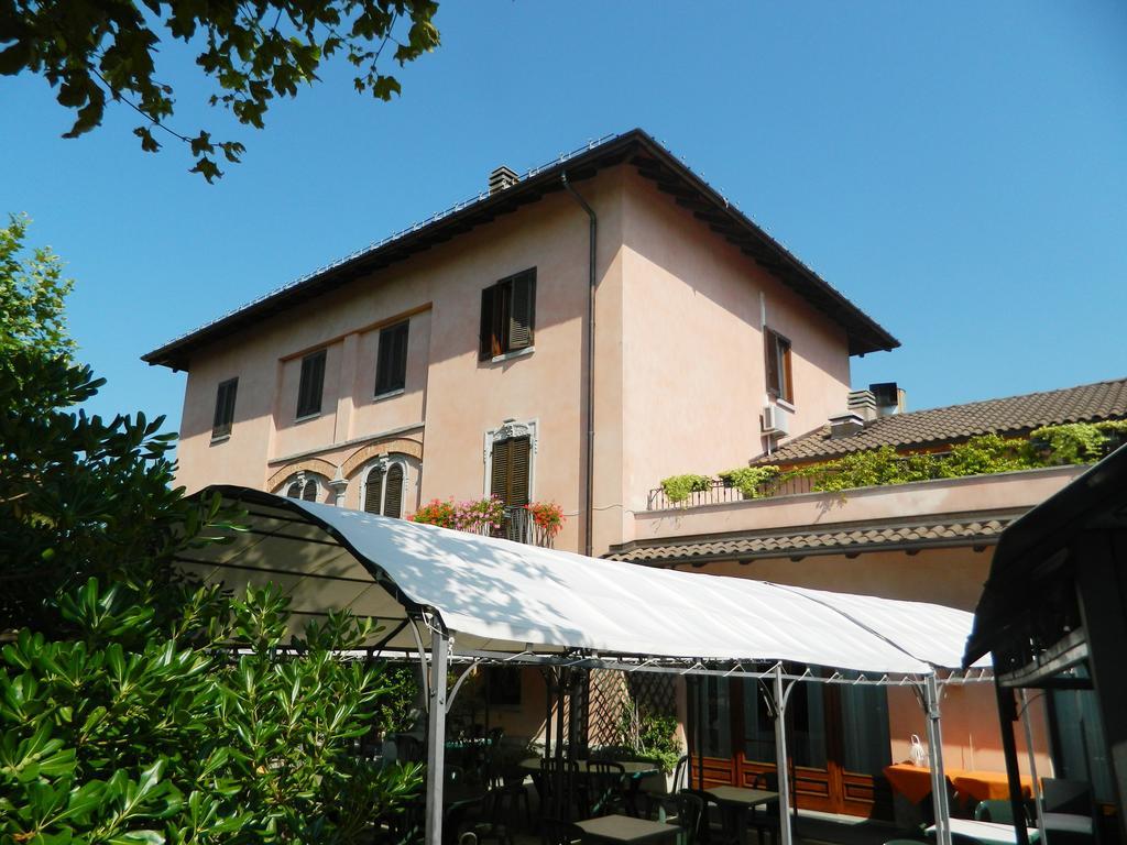 Albergo Michieletto Valmorea Exterior foto